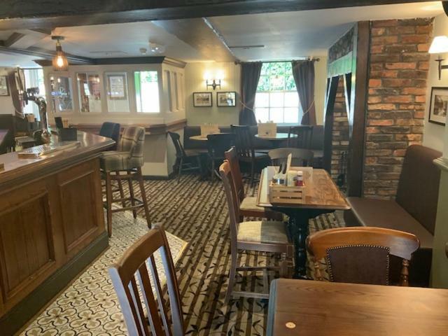 Swan & Talbot Inn Wetherby Eksteriør bilde